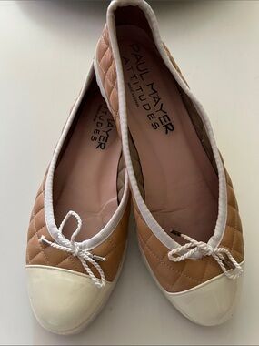Paul Mayer Attitudes Quilted Tan Ballet Lug bottom with White Cap Toe Size 6.5